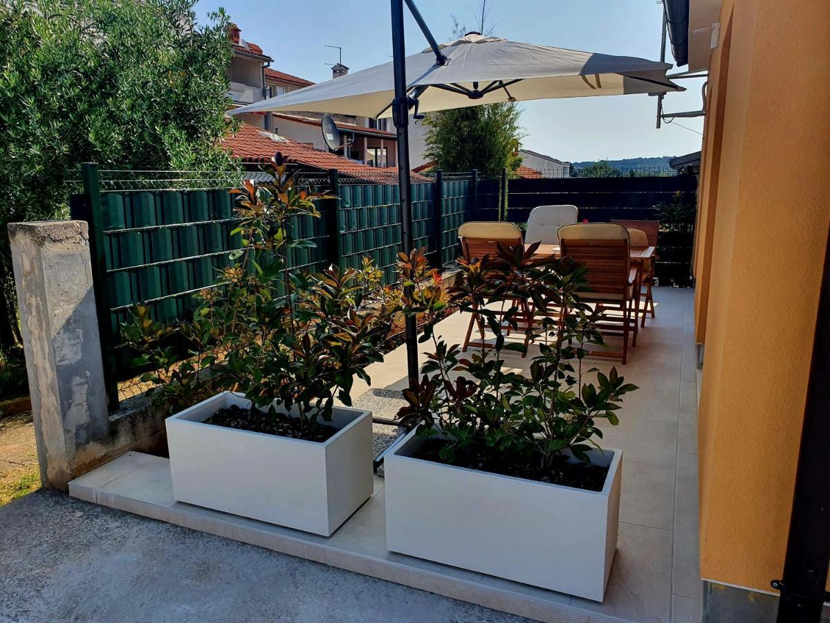 Apartment Blue Pula, New, Family Friendly, Comfortable, Free Parking And Wifi Exterior photo